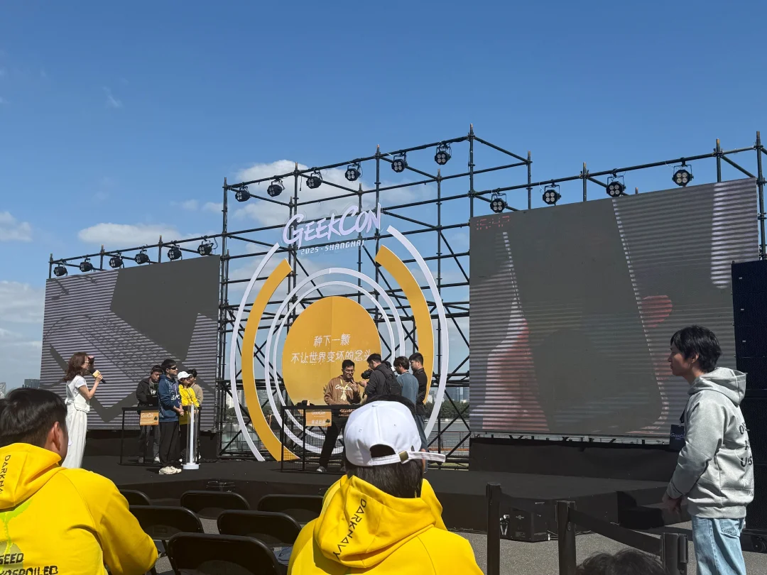 What the Geekcon 2025 Live Exploits of Cypherock X1 and Jade Really Reveal